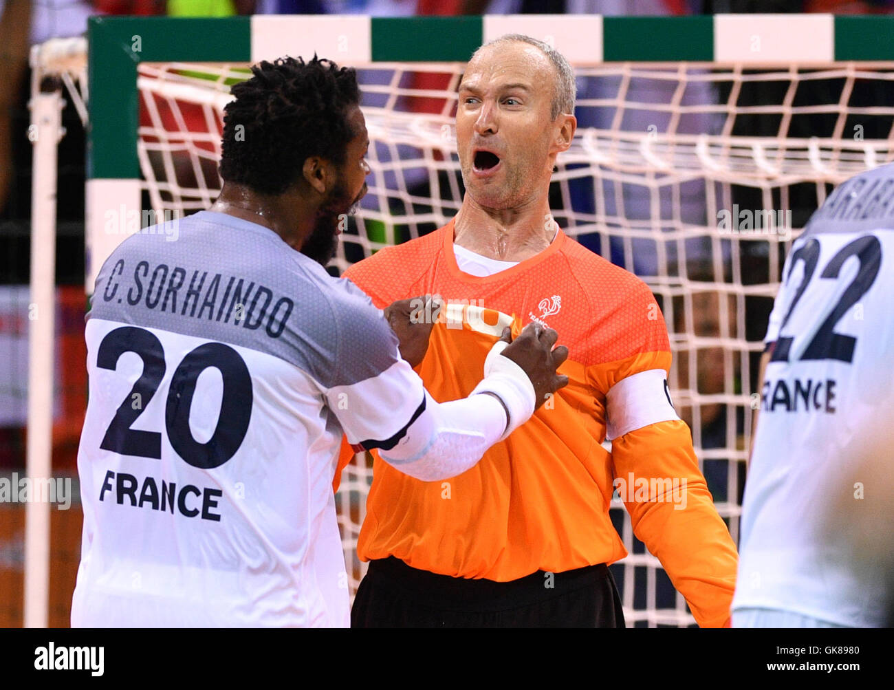 Rio de Janeiro, Brazil. 19th Aug, 2016. Goalkeeper Thierry Omeyer and Cedic Sorhaindo of France celebrate during the Men's Semifinal match between France and Germany of the Handball events during the Rio 2016 Olympic Games in Rio de Janeiro, Brazil, 19 August 2016. Photo: Lukas Schulze /dpa/Alamy Live News Stock Photo
