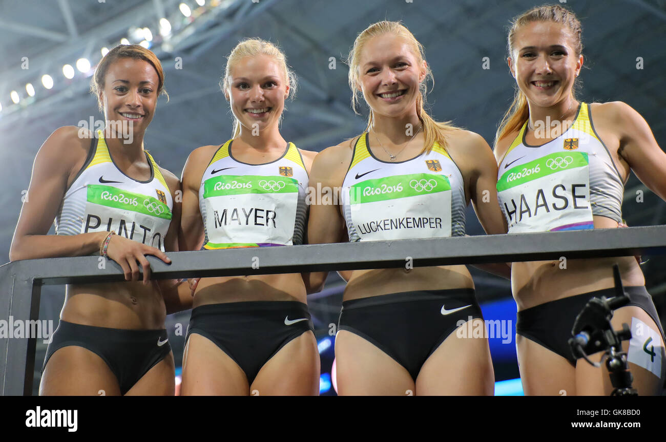 Немецкая Бегунья Джина Люкенкемпер В Купальнике