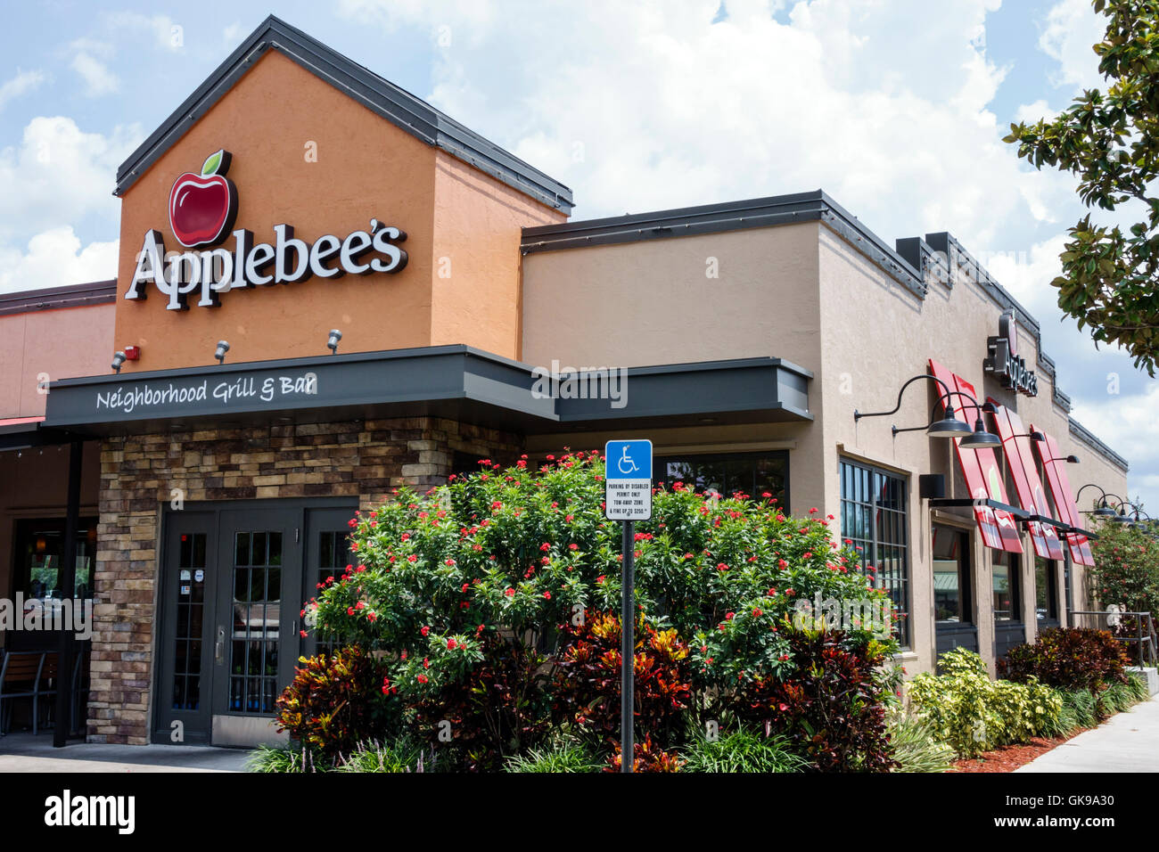 Applebees High Resolution Stock Photography And Images - Alamy