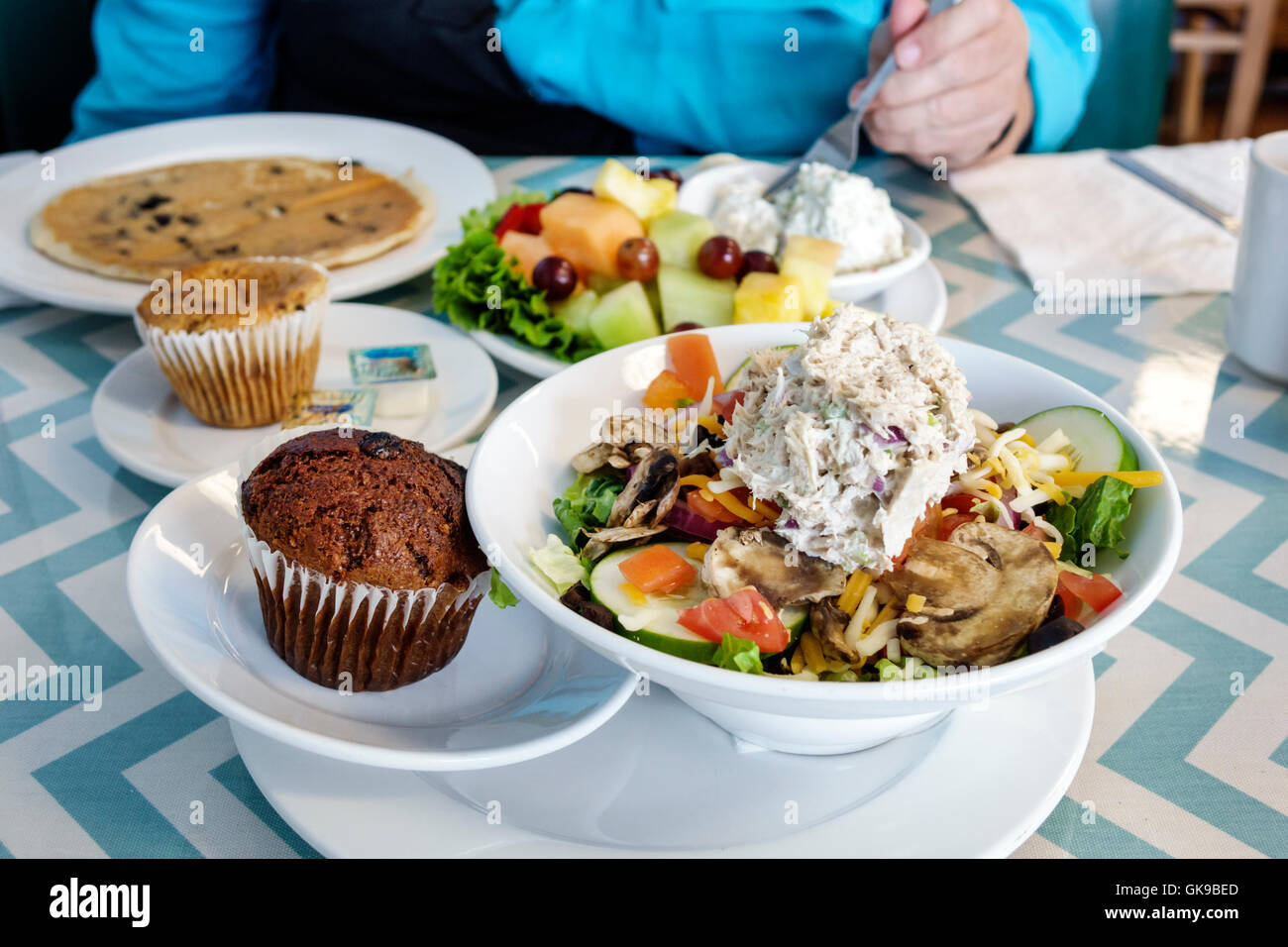 Restaurant chain hires stock photography and images Alamy