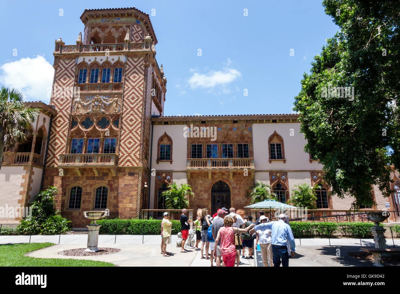 Sarasota Florida,Ringling Estate,Ca’ d’Zan,mansion,exterior,Venetian Gothic architecture,exterior,Dwight James Baum,facade,glazed tiles,Belvedere towe Stock Photo