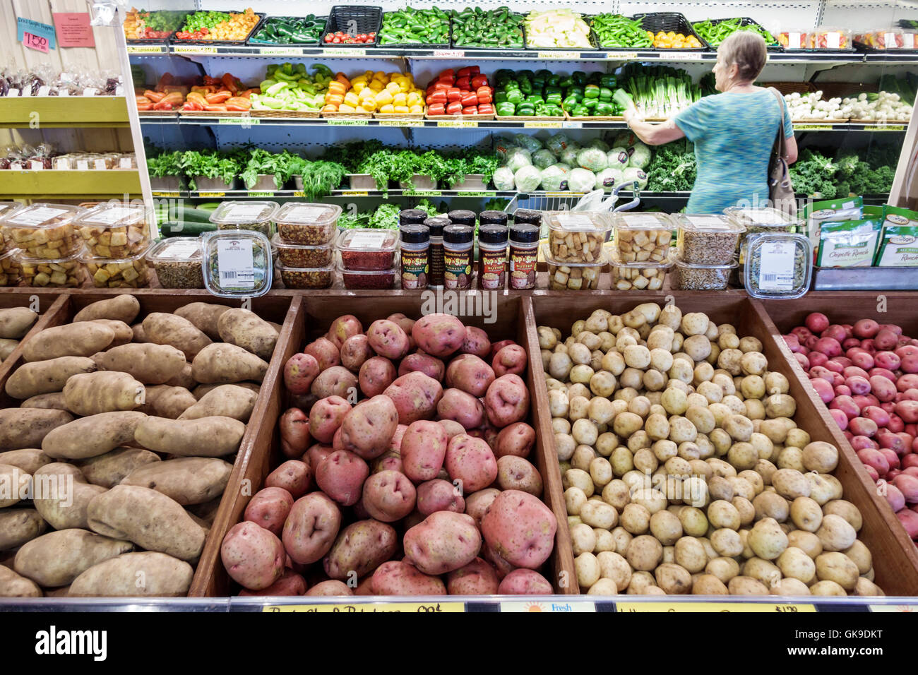 Florida, South, Sarasota, Pinecraft, Amish neighborhood, Bahia Vista