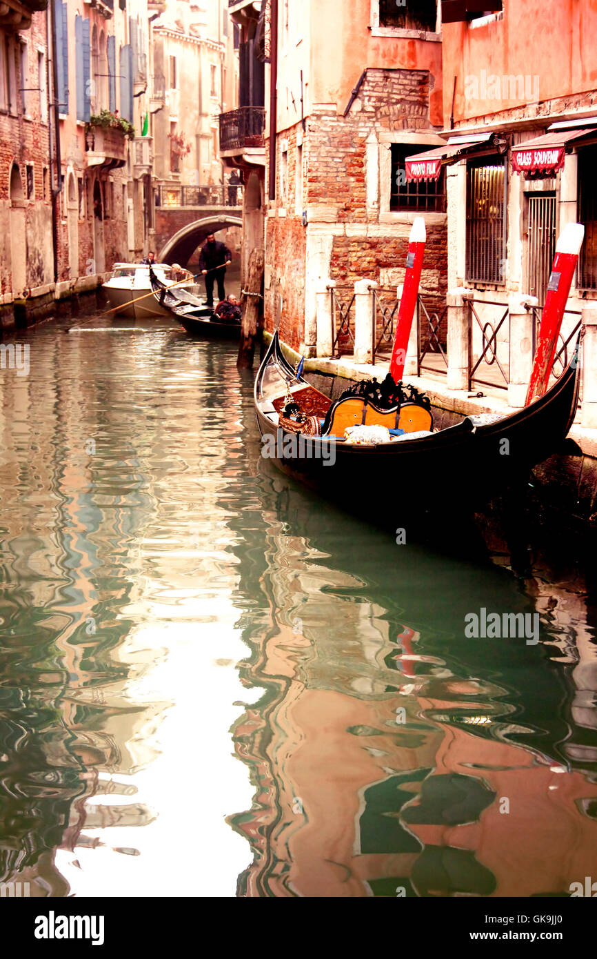 Gondola Cruise Ship Venice High Resolution Stock Photography and Images ...