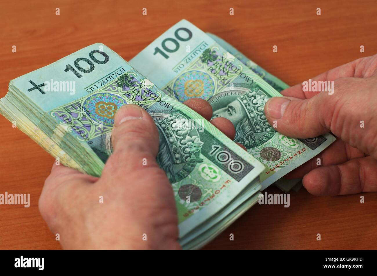 counting notes Stock Photo