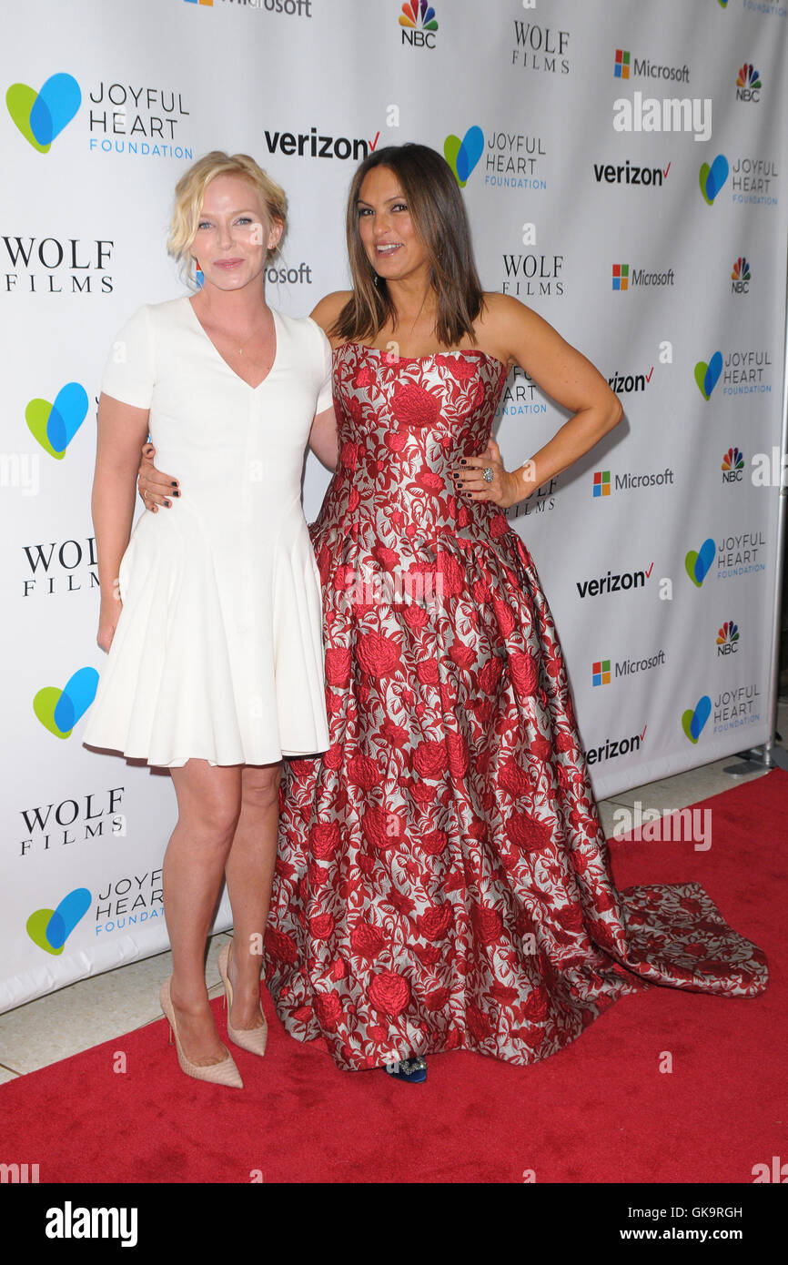 Joyful Heart Foundation's 2016 Joyful Revolution Gala Red Carpet