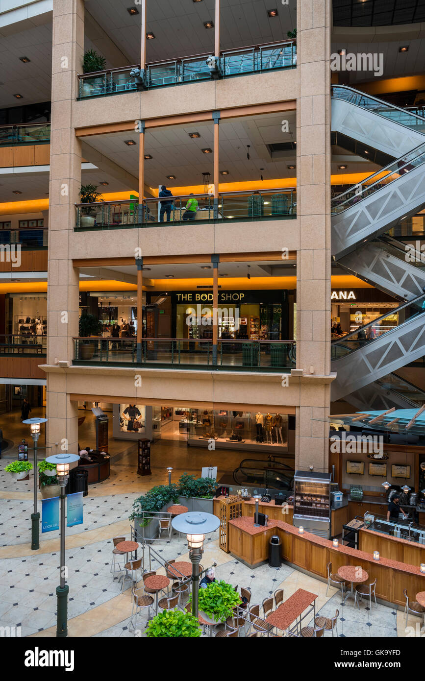 Seattle shopping luxury hi-res stock photography and images - Alamy