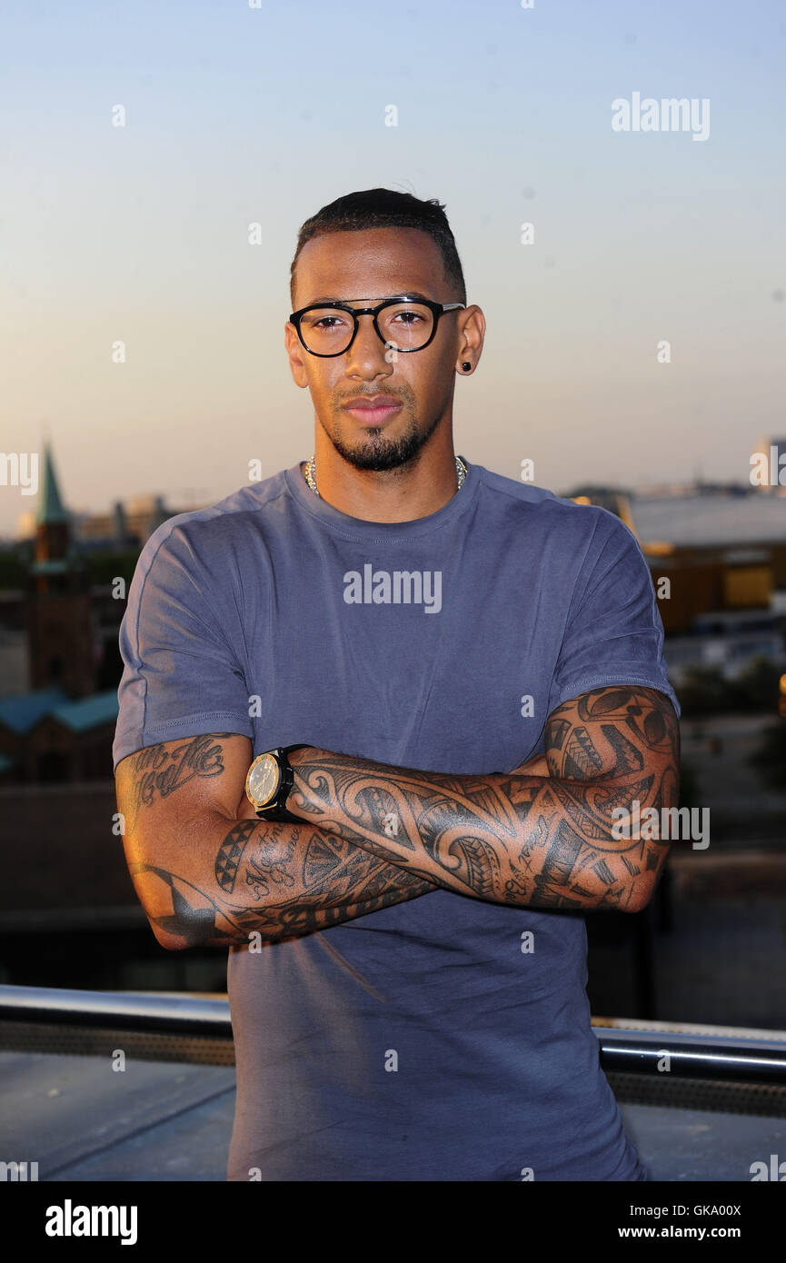 German football player Jerome Boateng launching his first eyewear  collection #DefendYourStyle at 40Seconds club in Schöneberg Featuring: Jerome  Boateng Where: Berlin, Germany When: 11 May 2016 Stock Photo - Alamy