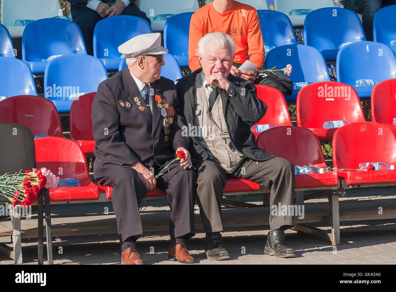 Senior veterans of World War II meet on tribunes Stock Photo - Alamy