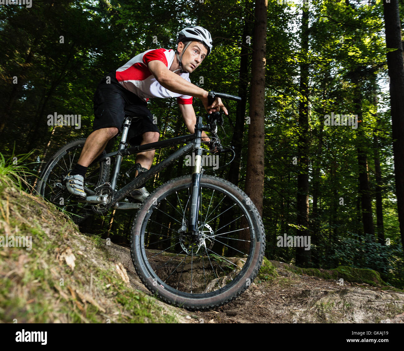 downhill mountain bikers in Stock Photo Alamy
