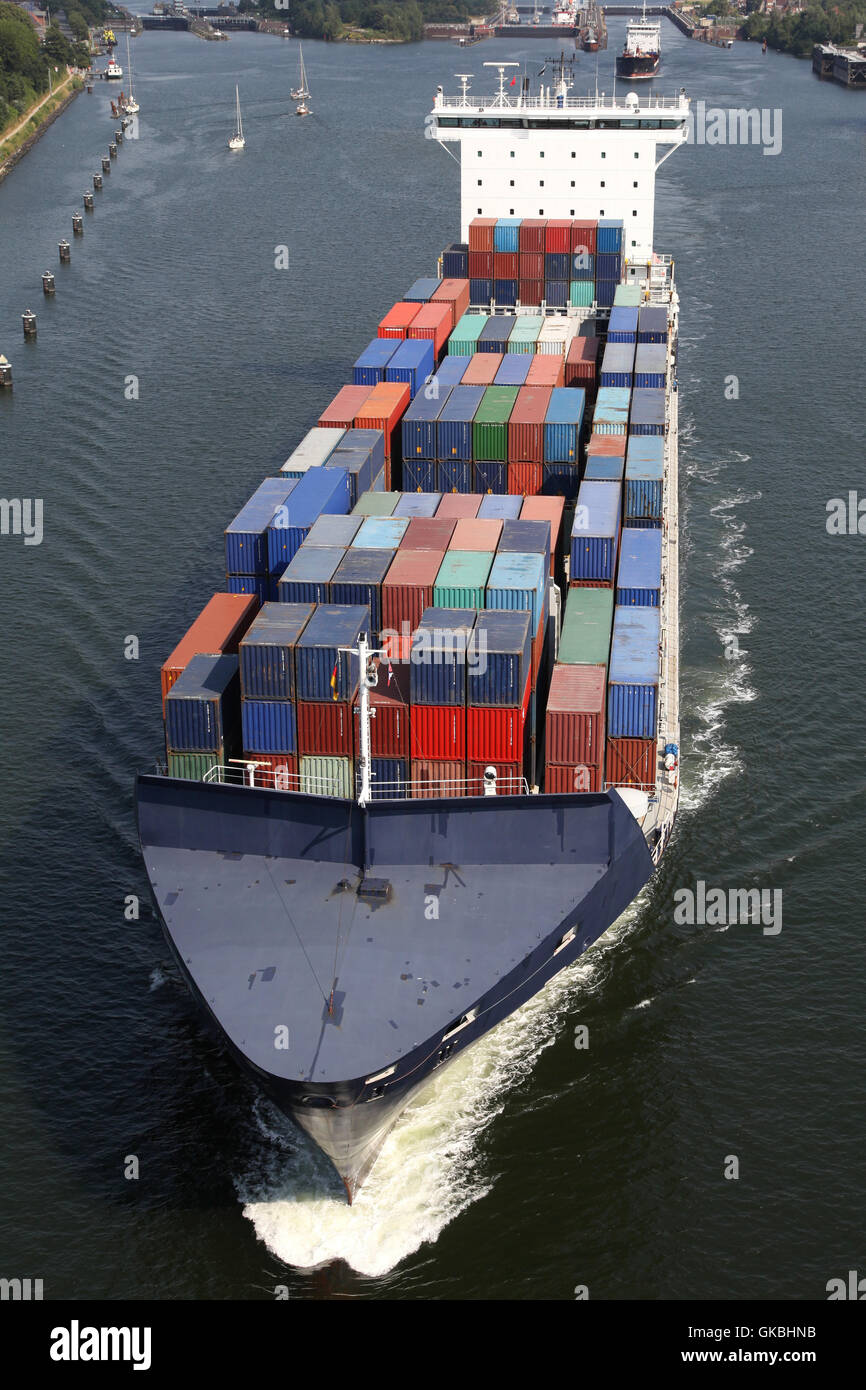 container ship logistics import Stock Photo - Alamy