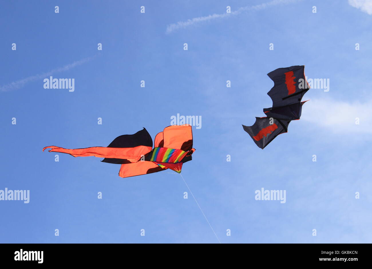 Kites flying hires stock photography and images Alamy