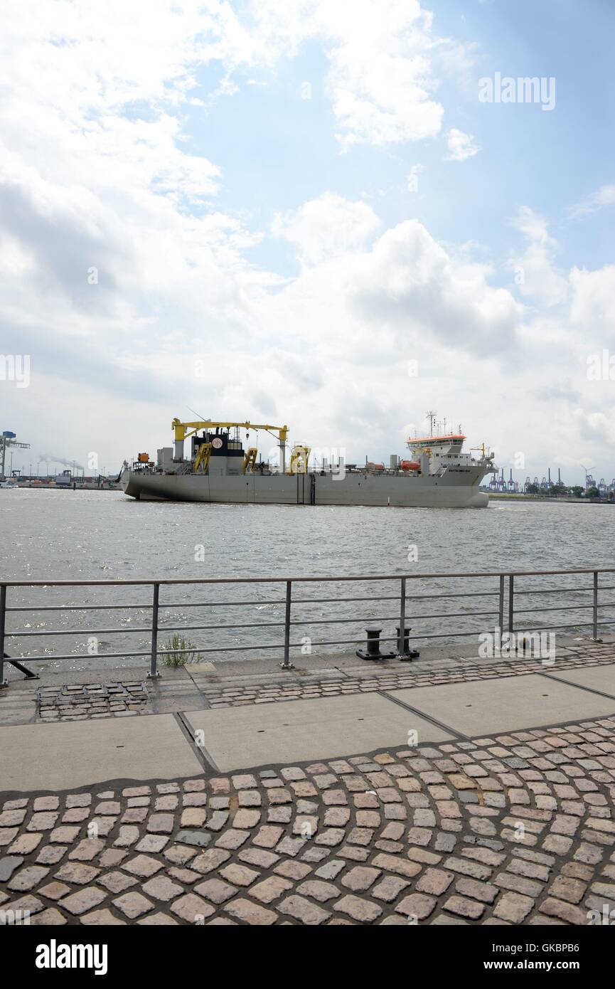 The hopper dredger 'Bartolomeu Dias' in the port of Hamburg, captured on 30 July 2016. | usage worldwide Stock Photo