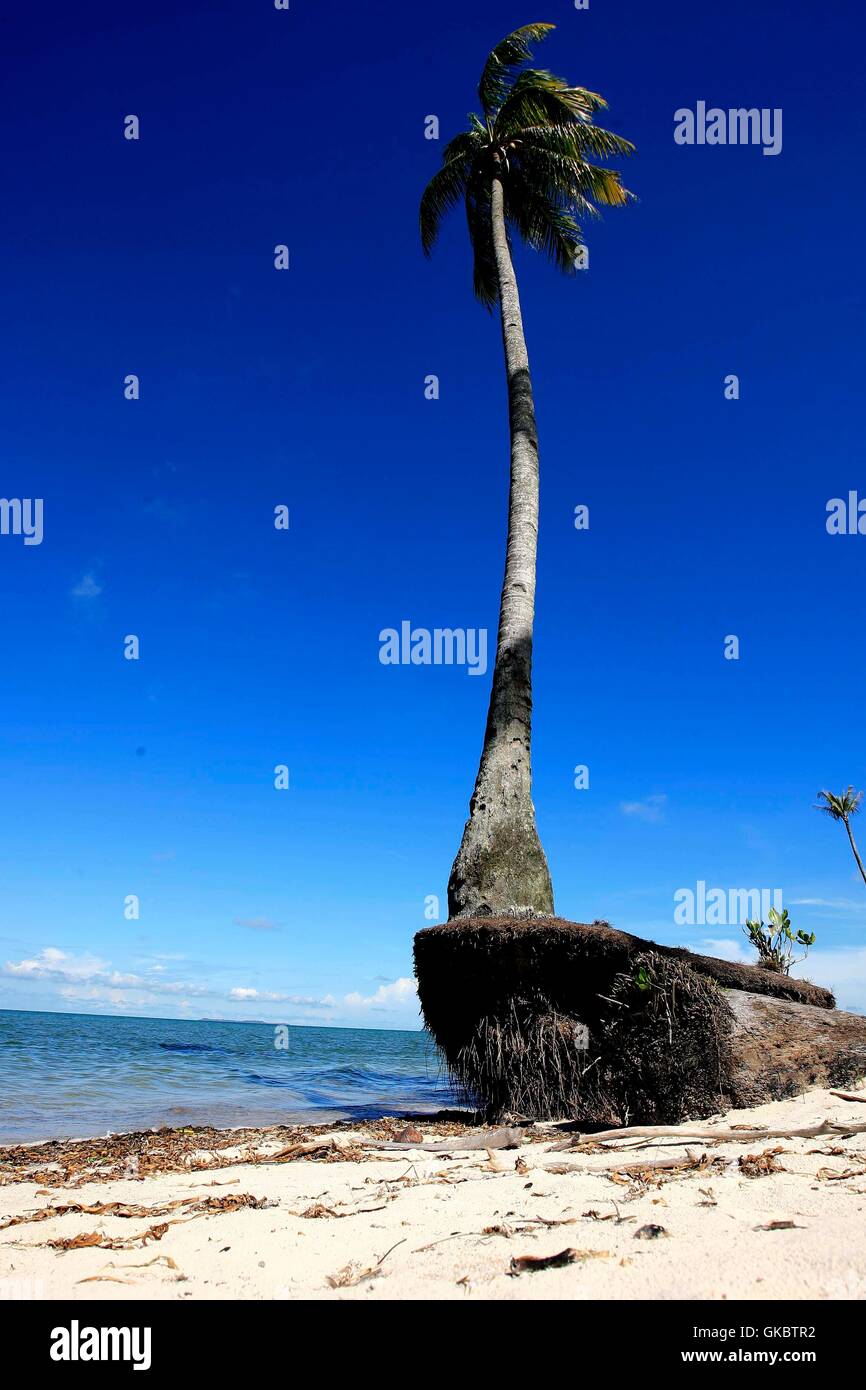 A view of Trikora beach in Bintan island, Indonesia. Photo by Yuli Seperi/Alamy Stock Photo