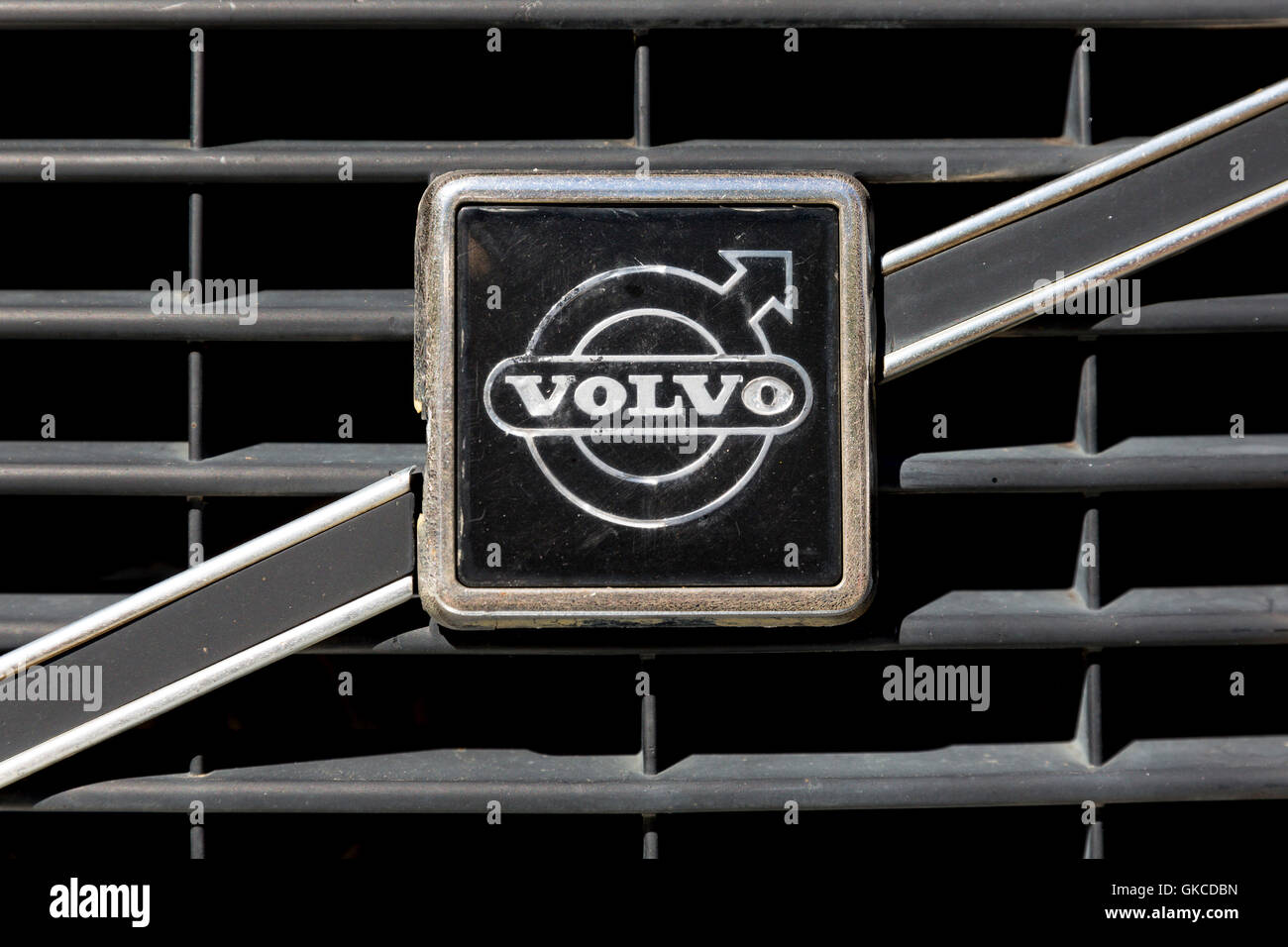 Volvo car logo hi-res stock photography and images - Alamy
