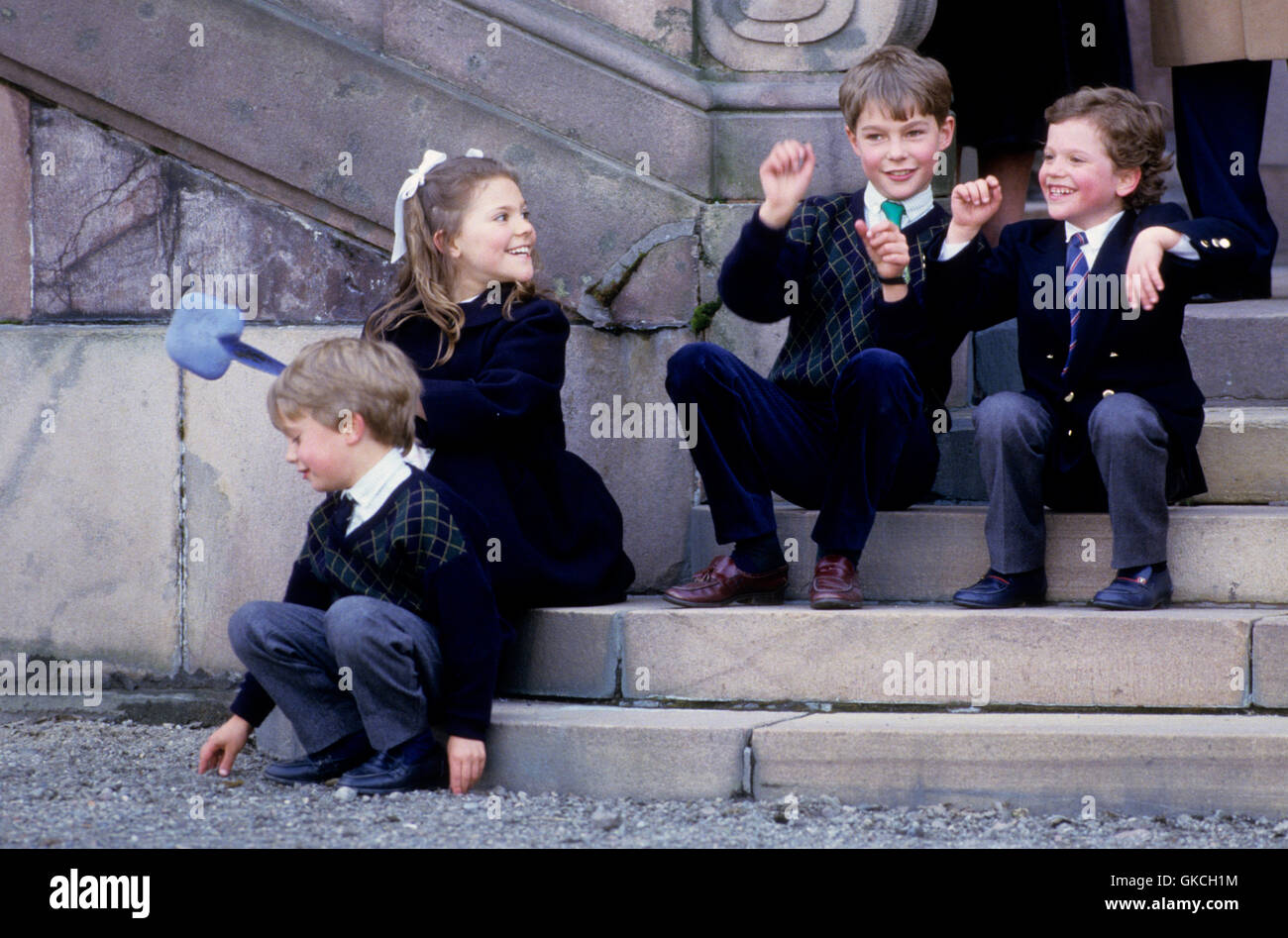 crown-princess-victoria-with-brother-carl-philip-and-cousins-gustav-GKCH1M.jpg