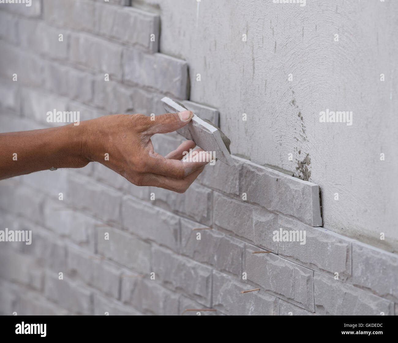How to Install Stone Wall Tile: A Step-by-Step Guide for Perfect Results