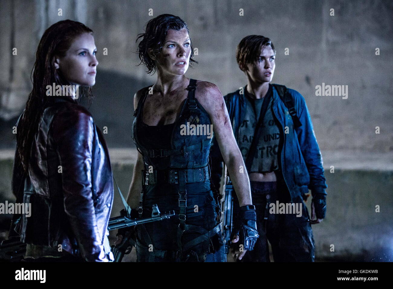 RELEASE DATE: January 27, 2017 TITLE: Resident Evil: The Final Chapter STUDIO: Screen Gems DIRECTOR: Paul W.S. Anderson PLOT: Picking up immediately after the events in Resident Evil: Retribution, humanity is on its last legs in Washington D.C. As the only survivor of what was meant to be humanity's final stand STARRING: Ali Larter, Milla Jovovich, Ruby Rose (Credit: c Screen Gems/Entertainment Pictures/) Stock Photo