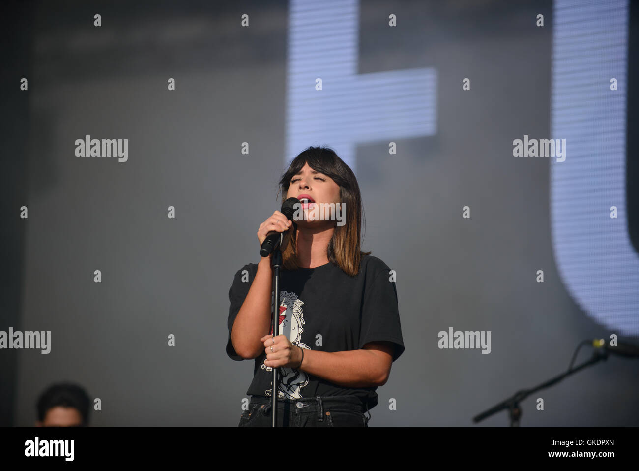 Louisa Rose Allen of Foxes performs at Boardmasters 2016 Stock Photo