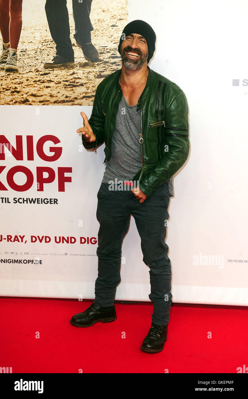 Celebrities At Honig Im Kopf Home Entertainment Party At White
