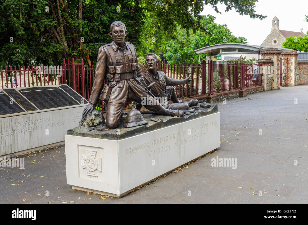 Situated outside Forbury Gardens and Reading Crown Court is a bronze sculpture to remember Fred Potts VC. Stock Photo