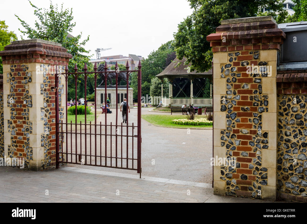 An entrance into Forbury Gardens opposite the Crown Court in Reading, Berkshire. Stock Photo