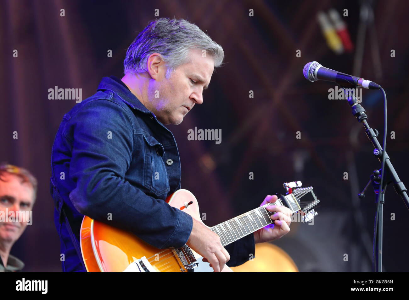 Henley-on-Thames, UK. 20th August, 2016. Rewind South 80s Music Festival. Lloyd Cole and the Leopards took to the stage Credit:  Uwe Deffner/Alamy Live News Stock Photo