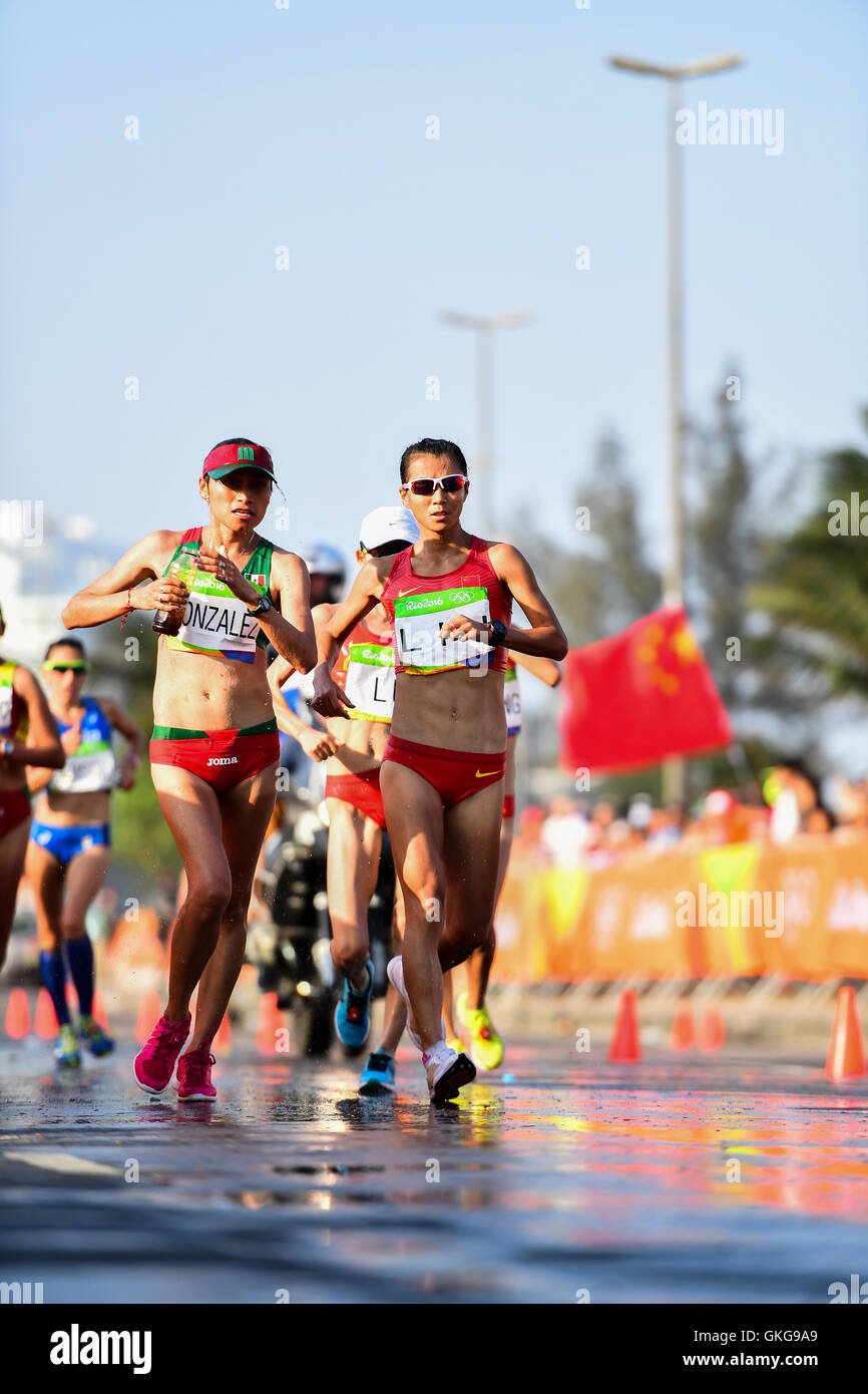 Rio de Janeiro, Brazil. 19th August, 2016. Maria Gonzalez of Mexico and Hong Liu of China during the womens 20km race walk on Day 14 of the 2016 Rio Olympics at Pontal on August 19, 2016 in Rio de Janeiro, Brazil. (Photo by Roger Sedres/Gallo Images) Credit:  Roger Sedres/Alamy Live News Stock Photo
