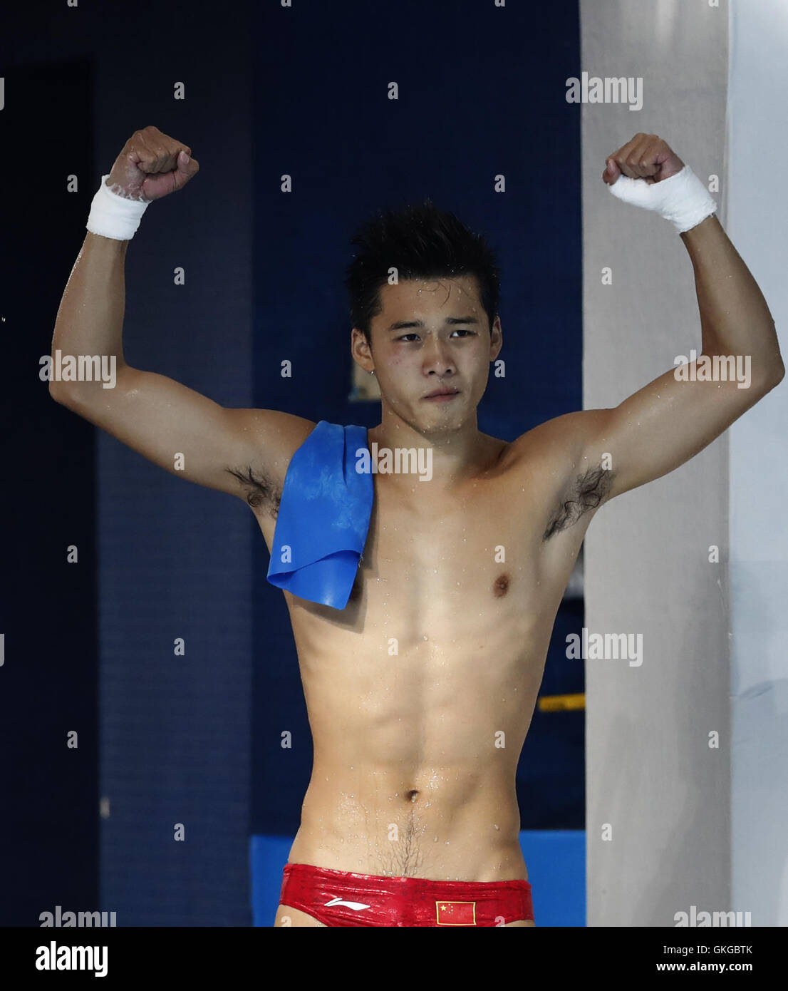 Rio De Janeiro, Brazil. 20th Aug, 2016. China's Chen Aisen celebrates after the men's 10m platform of Diving at the 2016 Rio Olympic Games in Rio de Janeiro, Brazil, on Aug. 20, 2016. Chen Aisen won the gold medal. Credit:  Ding Xu/Xinhua/Alamy Live News Stock Photo