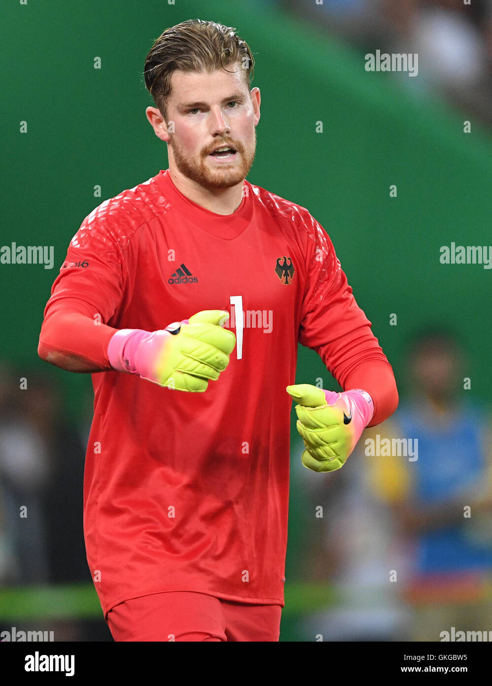 Rio de Janeiro, Brazil. 20th Aug, 2016. Goalkeeper Timo Horn of Germany reacts during the Men's soccer Gold Medal Match between Brazil and Germany during the Rio 2016 Olympic Games at the Maracana in Rio de Janeiro, Brazil, 20 August 2016. Photo: Soeren Stache/dpa/Alamy Live News Stock Photo
