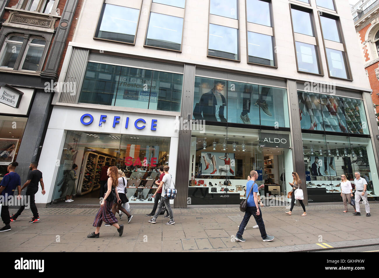 UK, London : Office and Aldo are pictured on Oxford Street in Central ...