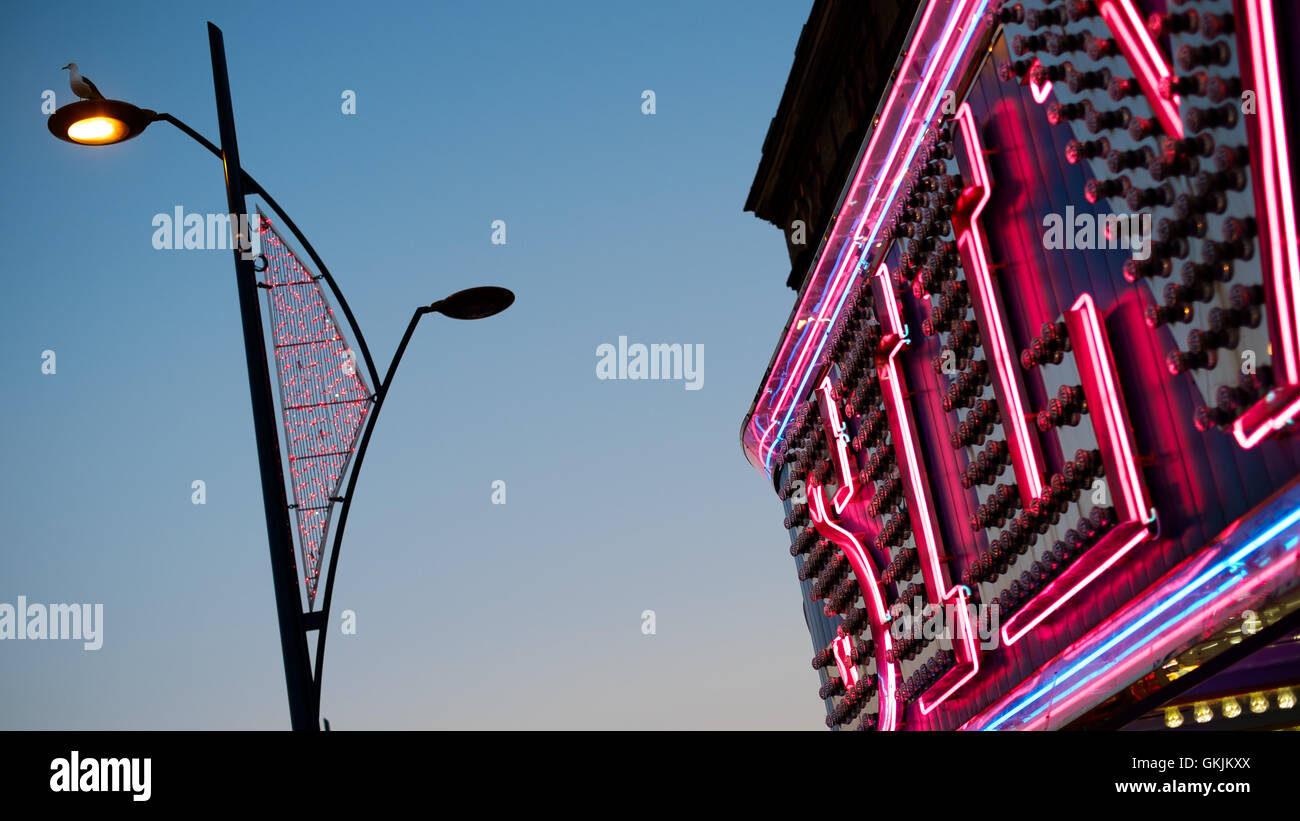Great Yarmouth Promenade Lights at dusk Stock Photo Alamy