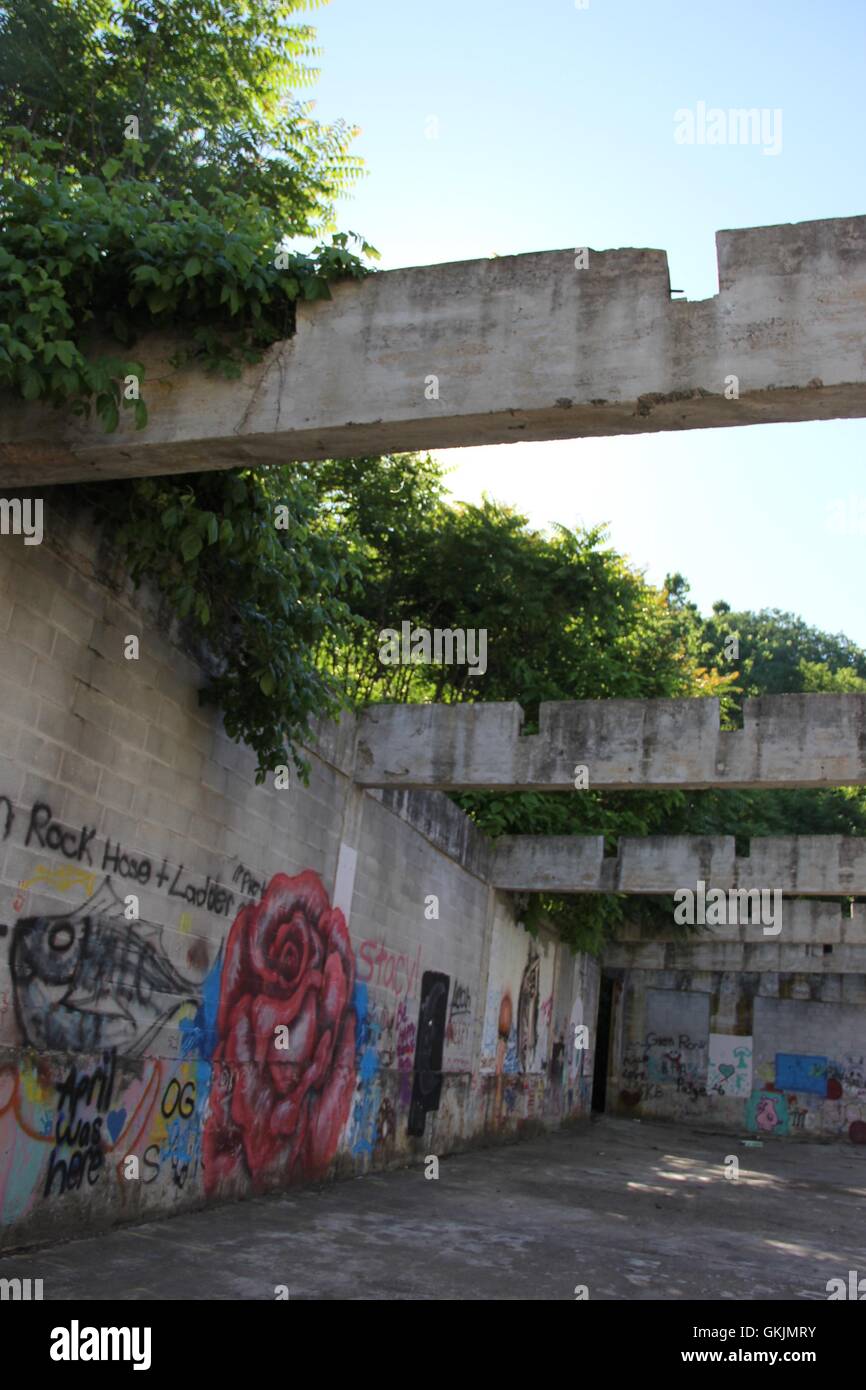 Ruins hall hires stock photography and images Alamy