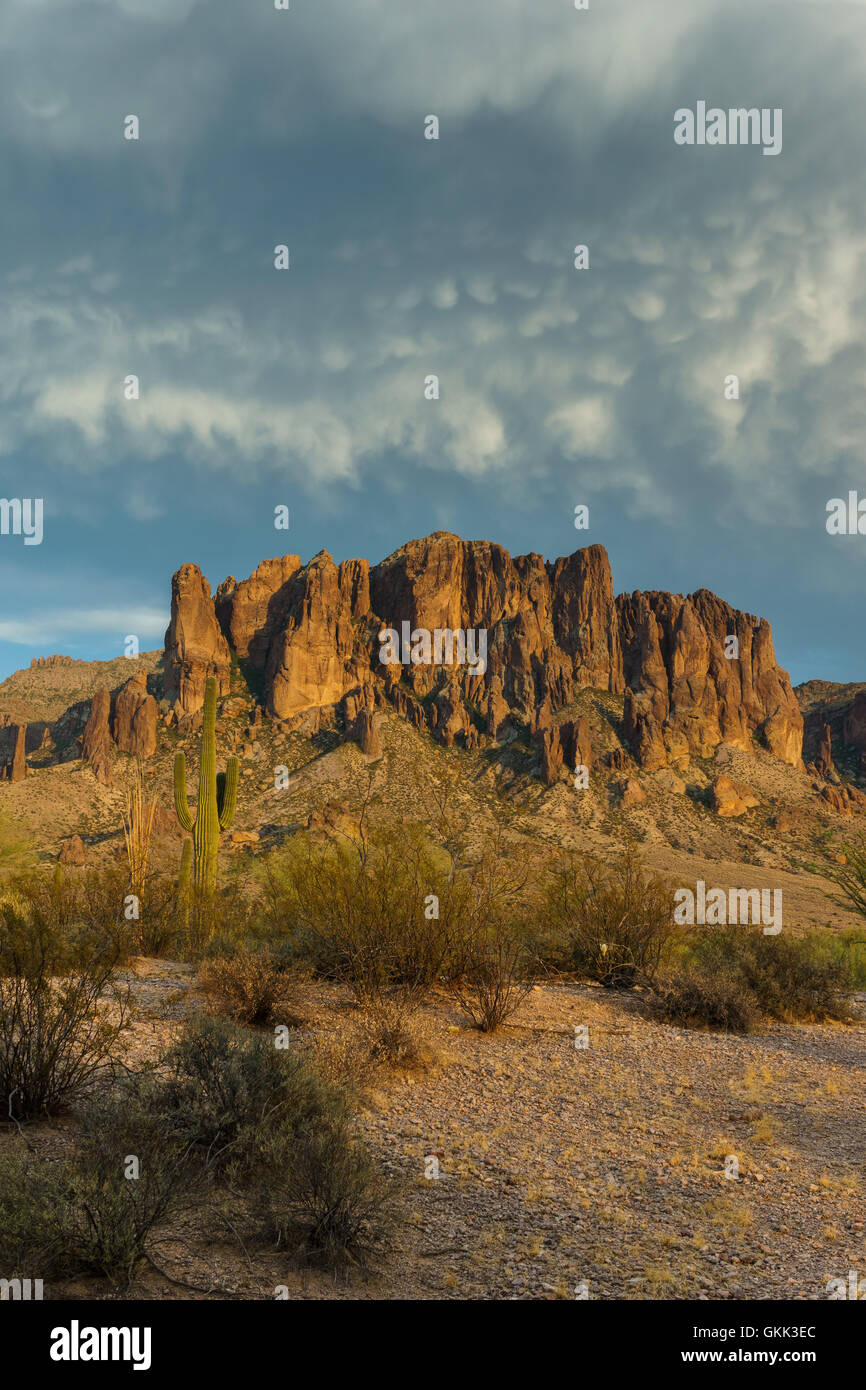 Superstition Mountains Phoenix Arizona Stock Photo Alamy