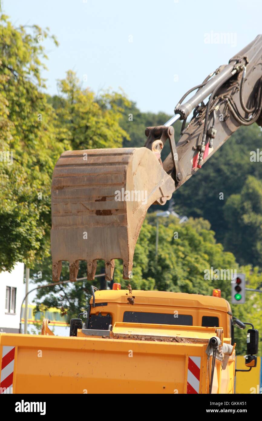 Excavator truck in construction hi-res stock photography and images - Alamy
