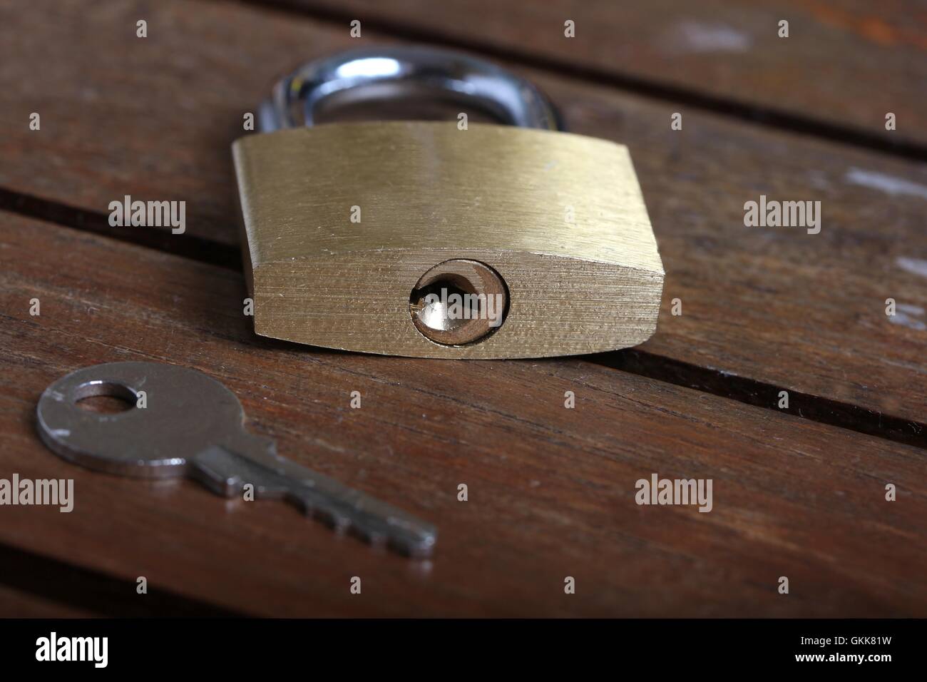 Metal padlock key symbol hi-res stock photography and images - Alamy