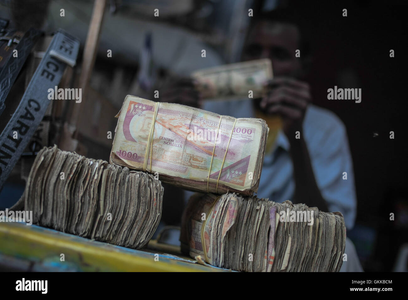 Money exchanger hi-res stock photography and images - Alamy