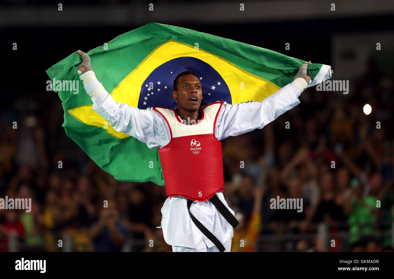 Brazil's Maicon Siqueira celebrates winning bronze in the Men's +80kg Taekwondo at Carioca Arena 3 on the fifteenth day of the Rio Olympic Games, Brazil. Stock Photo