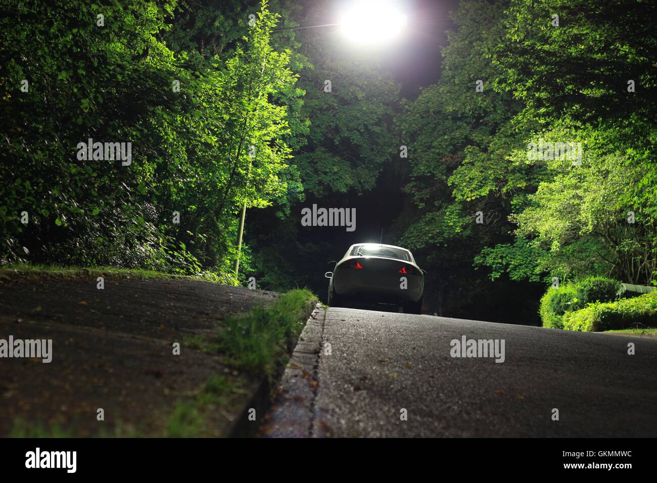 Car driveway night hi-res stock photography and images - Alamy