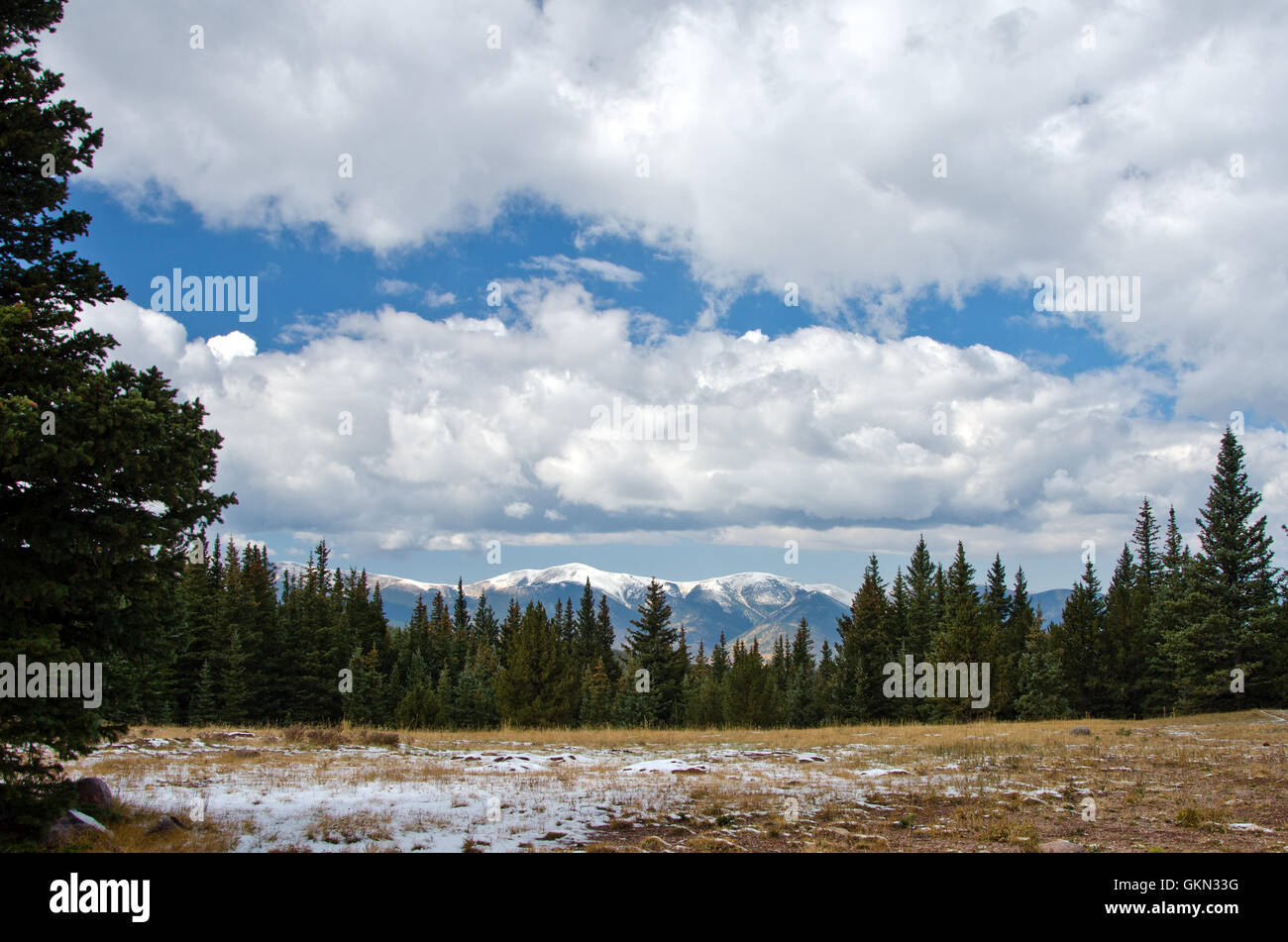 Snow capped mountains america hi-res stock photography and images - Alamy