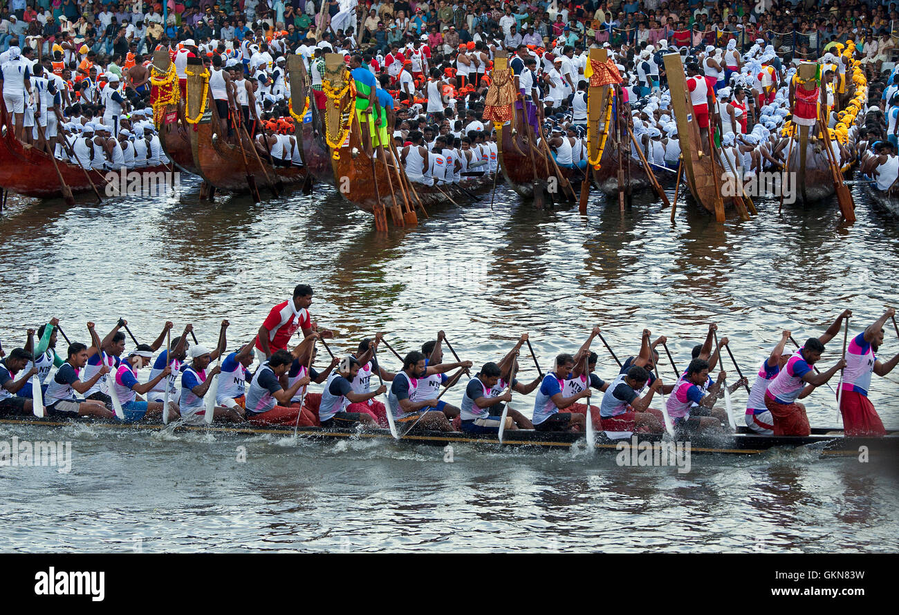 The image of Snake boats in Nehru boat race day, Allaepy, Punnamda Lake, Kerala India Stock Photo