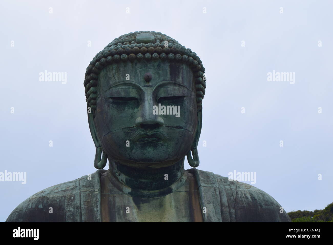 Giant bronze statue hires stock photography and images Alamy