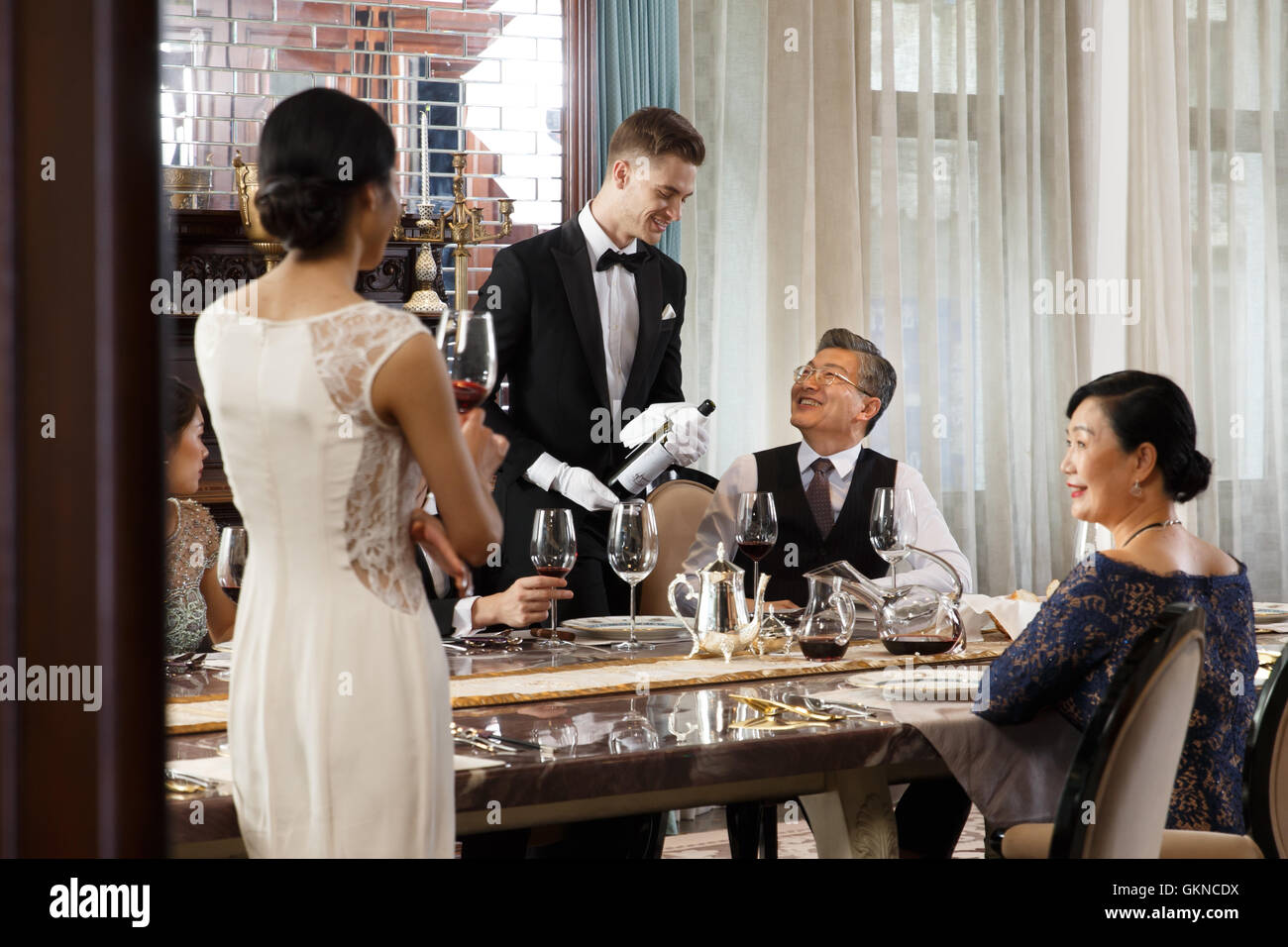 Indian family dinner hi-res stock photography and images - Alamy
