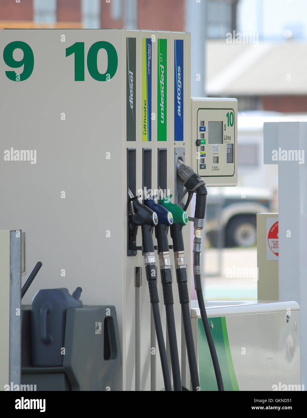 Petrol pump bp hires stock photography and images Alamy