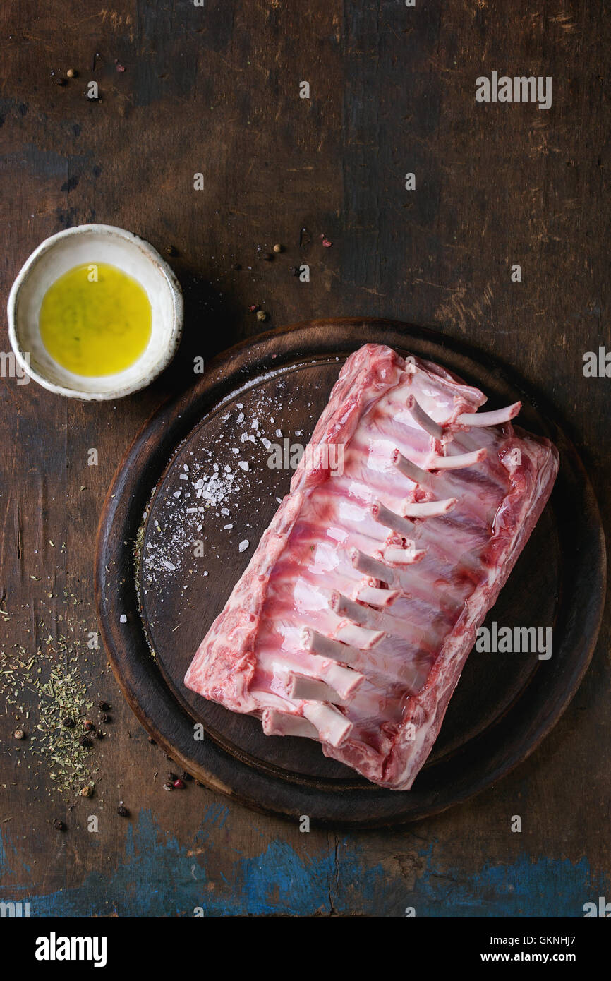 Lamb raw ribs rack hi-res stock photography and images - Alamy