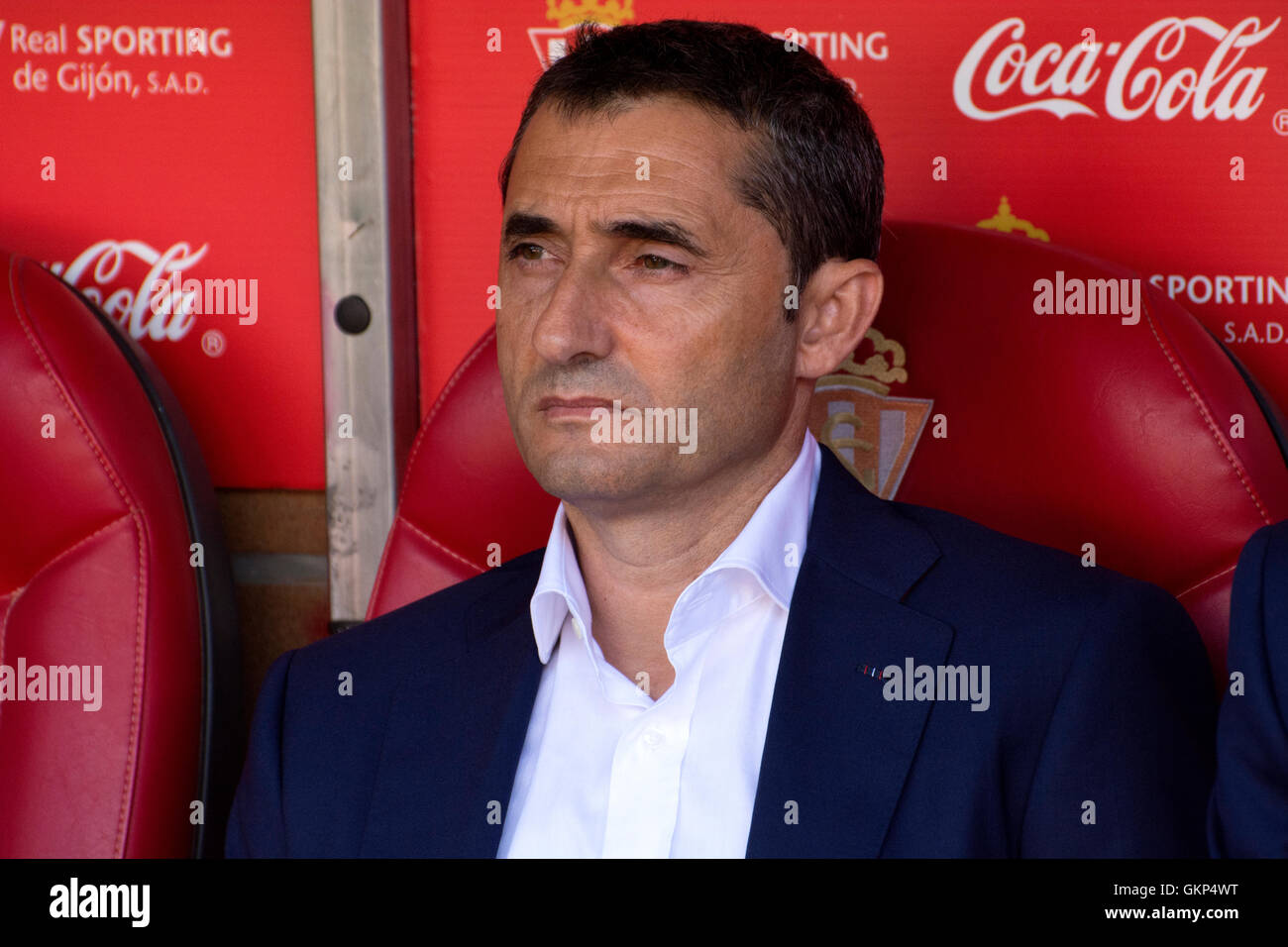 Gijon, Spain. 21st August, 2016. Ernesto Valverde (Coach, Athletic Club) during the football match of first round of Season 2016/2017 of Spanish league ‘La Liga’ between Real Sporting de Gijon and Athletic Club Bilbao at Molinon Stadium on August 21, 2016 in Gijon, Spain. Credit: David Gato/Alamy Live News Stock Photo