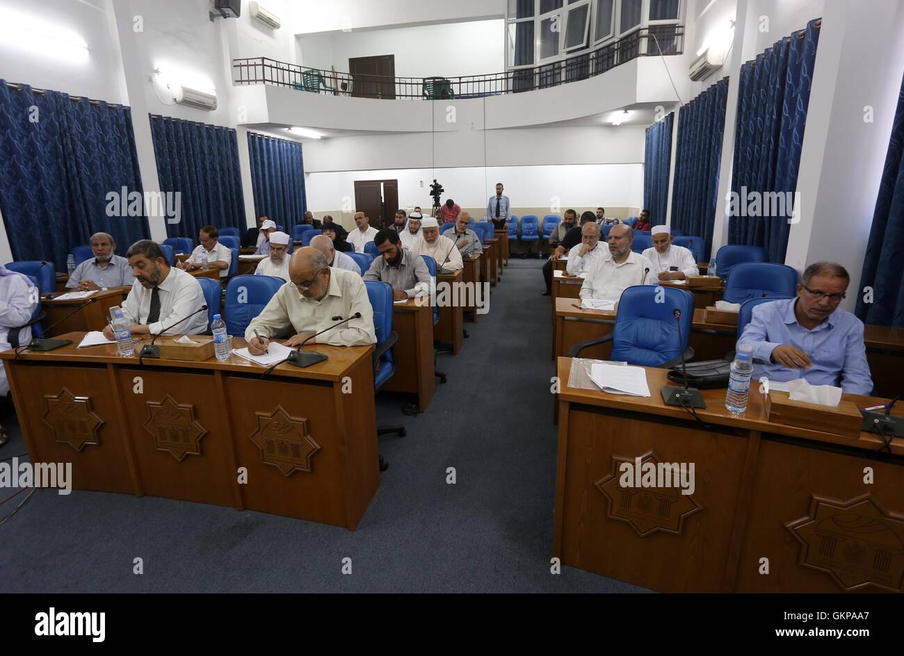 Gaza City, Gaza Strip, Palestinian Territory. 22nd Aug, 2016. Members