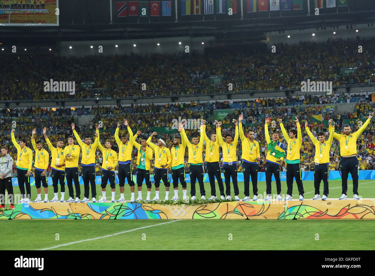 Rio de Janeiro, Brazil. 20th Aug, 2016. Brazil team group (BRA) Football/Soccer : Men's Medal Ceremony at Maracana during the Rio 2016 Olympic Games in Rio de Janeiro, Brazil . © YUTAKA/AFLO SPORT/Alamy Live News Stock Photo