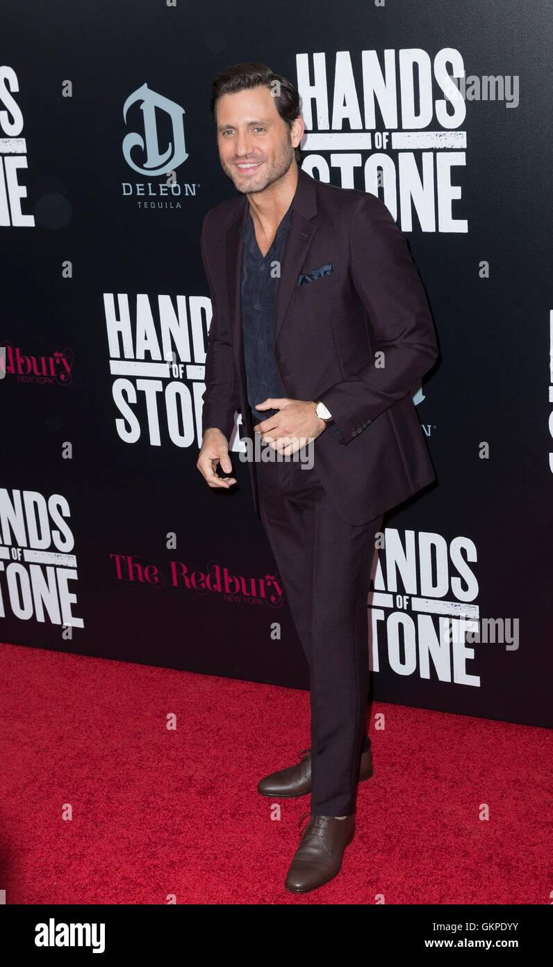New York, NY, USA. 22nd Aug, 2016. Edgar Ramirez at arrivals for HANDS OF STONE Premiere, The School of Visual Arts (SVA) Theatre, New York, NY August 22, 2016. Credit:  Lev Radin/Everett Collection/Alamy Live News Stock Photo