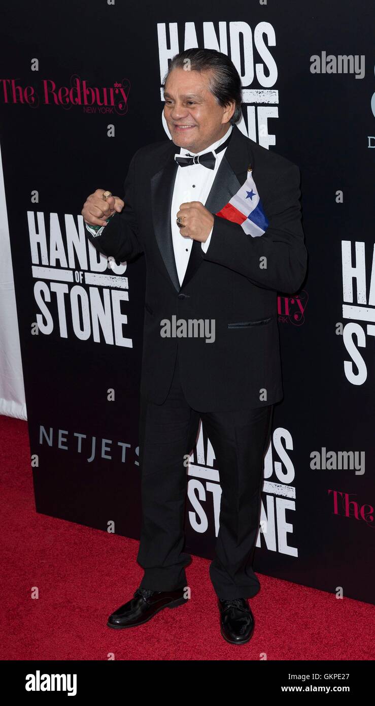 New York, NY, USA. 22nd Aug, 2016. Roberto Duran at arrivals for HANDS OF STONE Premiere, The School of Visual Arts (SVA) Theatre, New York, NY August 22, 2016. Credit:  Lev Radin/Everett Collection/Alamy Live News Stock Photo
