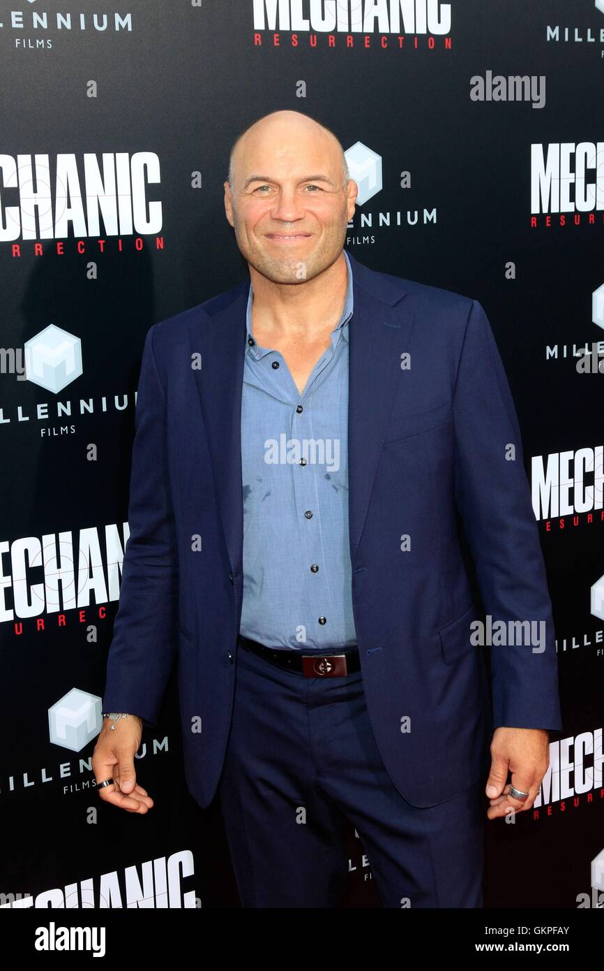Los Angeles, CA, USA. 22nd Aug, 2016. Randy Couture at arrivals for MECHANIC: RESURRECTION Premiere, Arclight Cinemas Hollywood, Los Angeles, CA August 22, 2016. Credit:  Priscilla Grant/Everett Collection/Alamy Live News Stock Photo